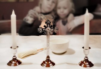 Kolędowanie z parafialną scholą dziecięcą